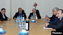 Armenia - Presidential candidate Armen Sarkissian meets with leaders of the Armenian Revolutionary Federation in Yerevan, 29 January 2018.