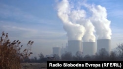 Coal-fired coal plants leave much of the Balkans prone to chronic air pollution. (file photo)