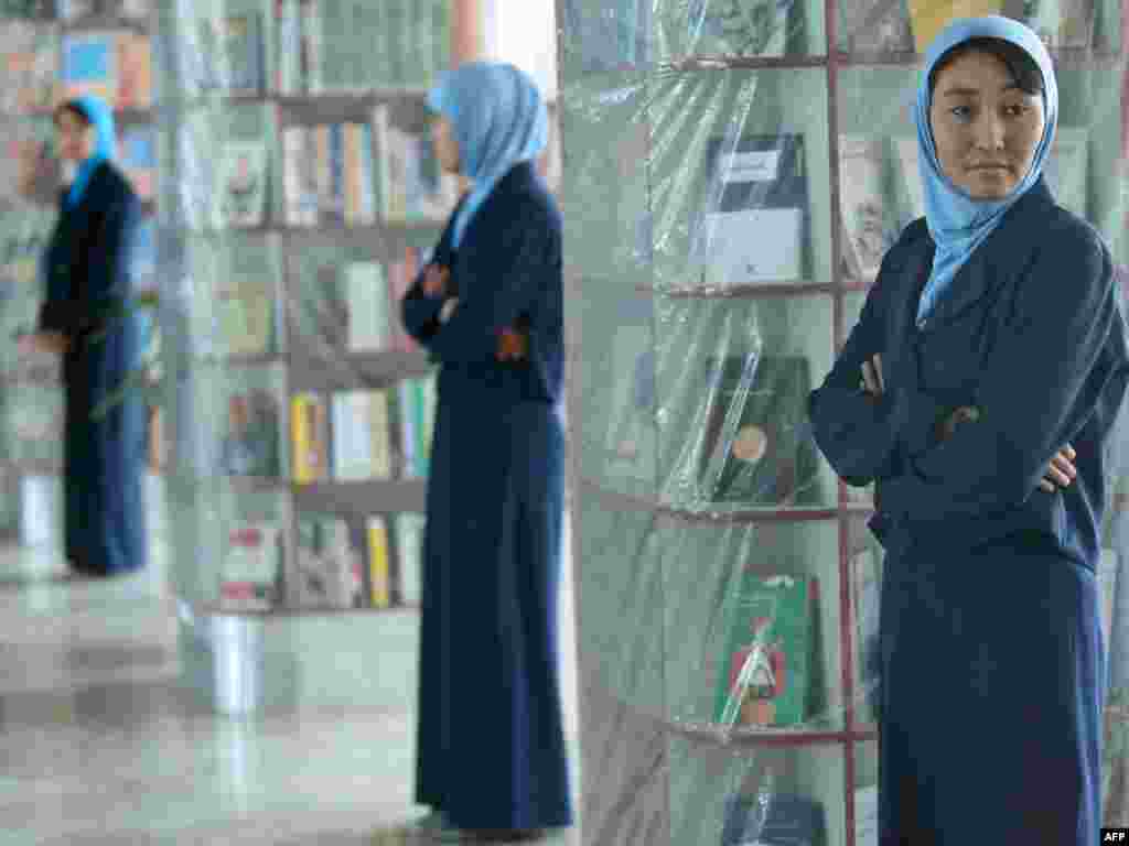 Afganistan - Svečano otvorena biblioteka Naser Khusro Balkhi u Kabulu, 06.06.2011. Foto: AFP / Massoud Hossaini 