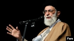  آیت الله علی خامنه ای رهبر ارشد ایران