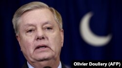 U.S. Republican Senator Lindsey Graham was granted the authority to subpoena officials from the Justice Department over its probe into Donald Trump's 2016 presidential campaign and its contacts with Russia. (file photo)