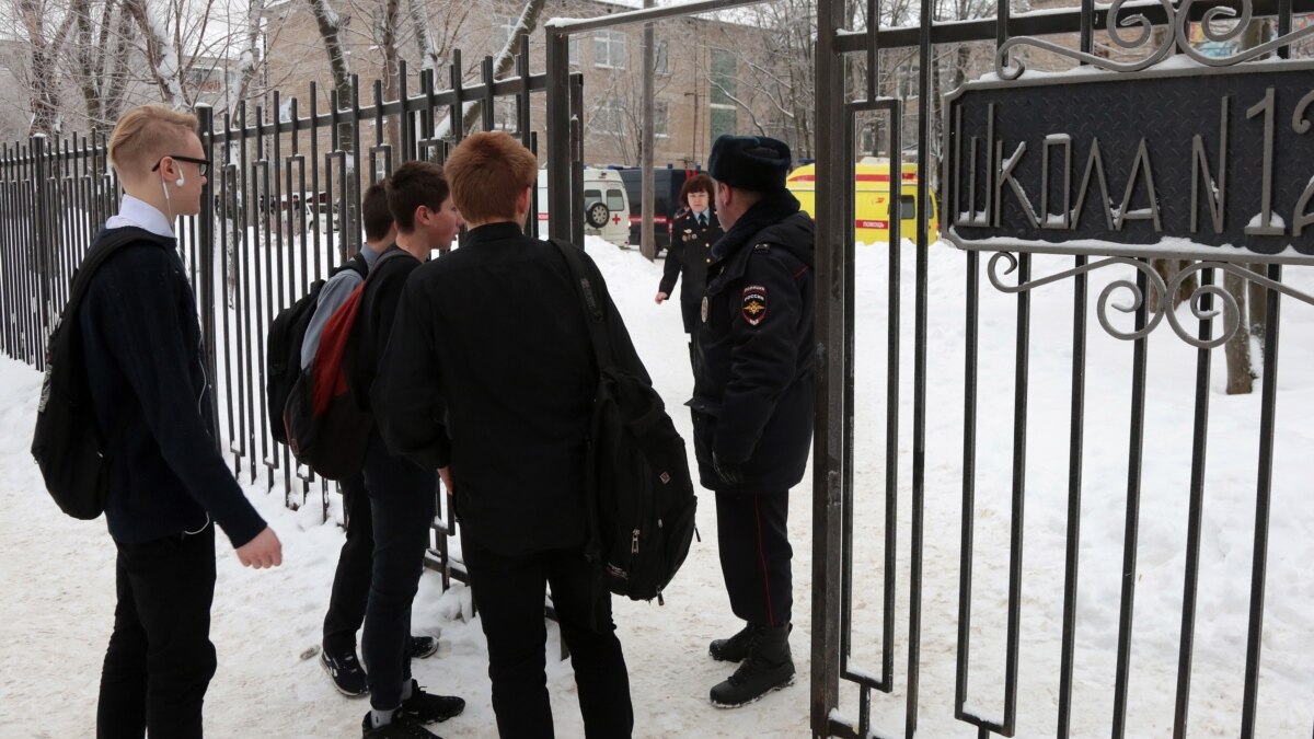 В Новосибирск: следователи ищут группу подростков, избивающих сверстников