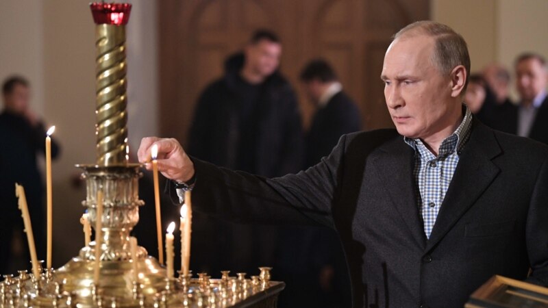 Putin prawoslaw hristiýanlaryny Roždestwo bilen gutlady