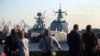 Корабли КНР, пришвартованные возле набережной лейтенанта Шмидта в Санкт-Петербурге 