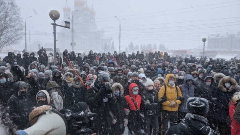 Архангельская активистка подала иск против полицейских из-за задержания на акции 