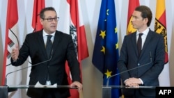 Heinz-Christian Strache i Sebastian Kurz, decembar 2017. Beč