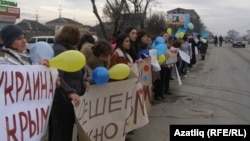 Women rallied in the Crimean city of Simferopol on March 8, International Women's Day, against war and occupation and for Ukrainian peace and unity.