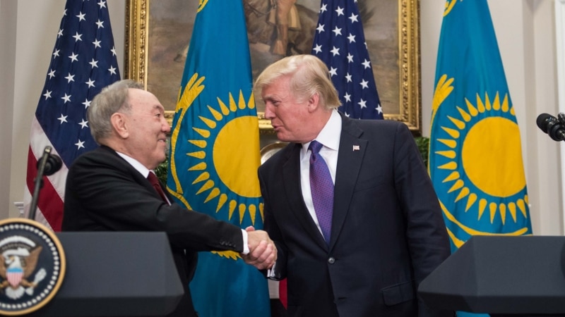 Назарбаев: АКШ менен Орусиянын мамилесине коңшулары тынчсызданууда