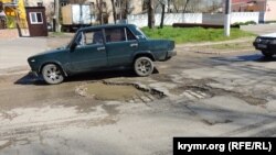 Дорога в Крыму (архивное фото)