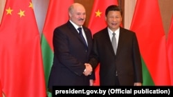 Аляксандар Лукашэнка і прэзыдэнт Кітая Сі Цзіньпін, архіўнае фота