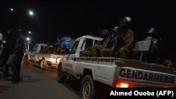 Сили безпеки на місці нападу в столиці Буркіна-Фасо Уагадугу, 13 серпня 2017 року