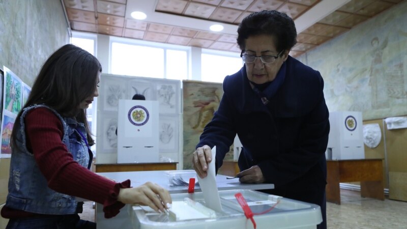 Предвремени парламентарни избори во Ерменија