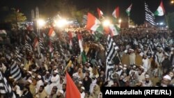 د ۲۰۱۹ کال نومبر مياشت کې په اسلام اباد کې مخالفو ګوندونو به اسلام اباد کې د حکومت ضد احتجاجي ناسته کړي وه. 