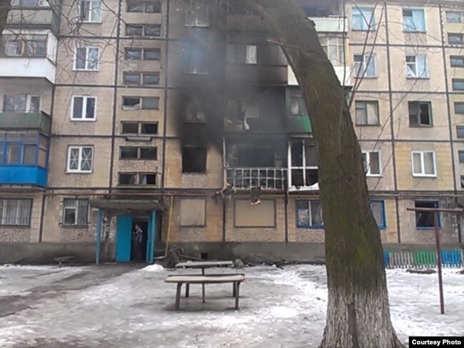 Прямое попадание в квартиру дома № 5 по улице Королева, Авдеевка, 26 января 2015 года
