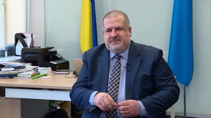 Çubarov: «Mustaqil Ukraina – Ukraina erkânındaki qırımtatar muhtariyetiniñ kefilidir»