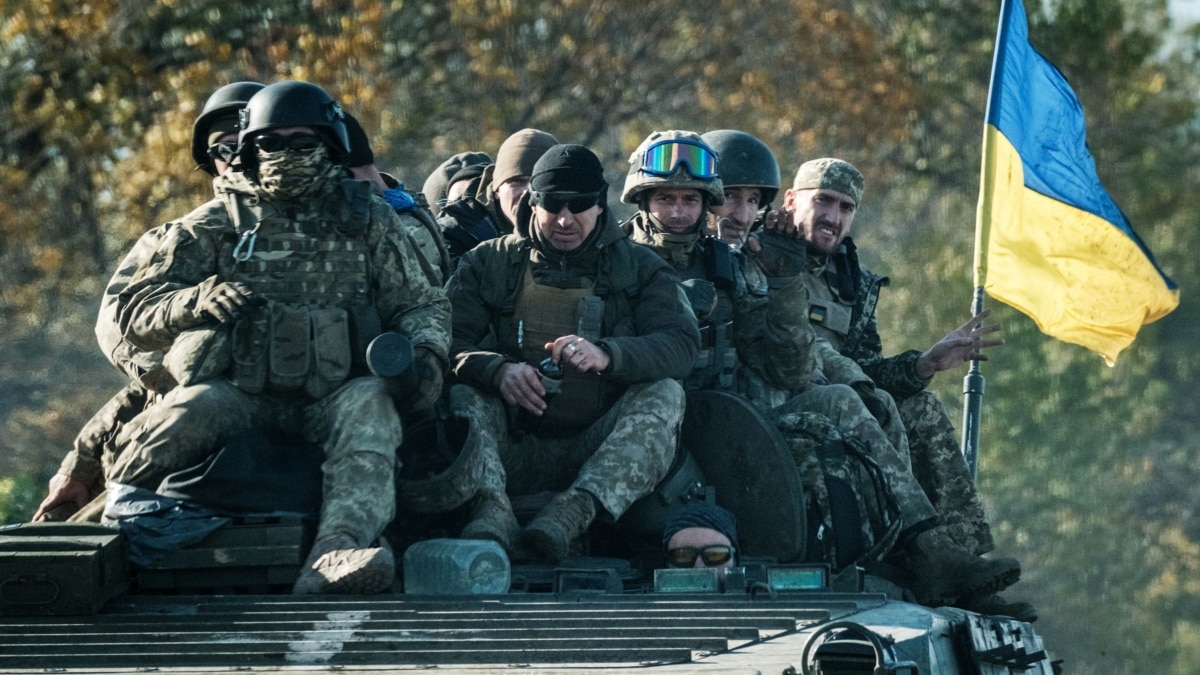 український контрнаступ далі підриває моральний дух підрозділів РФ, що вважалися елітними