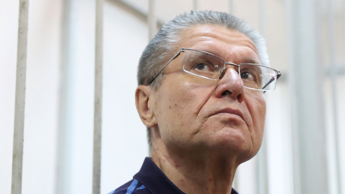 Бывший министр Улюкаев обвинил главу «Роснефти» в провокации взятки