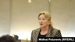 Azra Hadžiahmetović