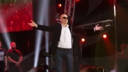 Слави Трифонов по време на концерт. Снимката е архивна