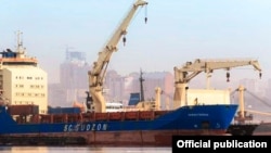 Судно "Севастополь" судоходной компании "Гудзон", находящейся под санкциями США в связи с КНДР