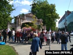 Praznik rada u znaku prikupljanja potpisa za organiziranje referenduma protiv već ozakonjenog povišenja dobi za odlazak u mirovinu, Zagreb