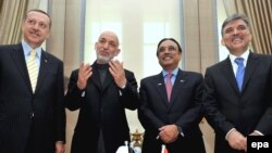 Turkish Prime Minister Recep Tayyip Erdogan, Afghan President Hamid Karzai, Pakistani President Asif Ali Zardari, Turkish President Abdullah Gul (left to right) in Ankara