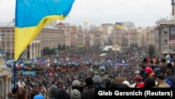 Ukrainë - Pamje nga protesta e opozitës në Sheshin e Pavarësisë (Maidan Nezalezhnosti) në Kijev 3 Dhjetor 2013.