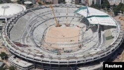 نمایی از ورزشگاه معروف ماکارنا در برزیل که برای جام جهانی فوتبال در سال آینده در حال بازسازی است.