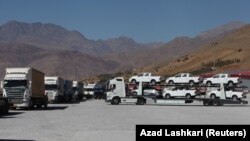 Trucks are seen at Haj Omran border between Iran and Iraqi Kurdistan, October 14, 2017
