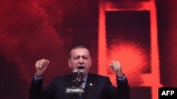 Erdogan traži podršku za "završetak posla započetog 15. jula"