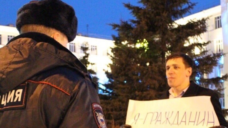 Активиста в Архангельске допросили из-за призывов не платить за вывоз мусора 