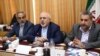 حشمت‌الله فلاحت‌پیشه (راست) همراه با محمدجواد ظریف (نفر وسط) در کمیسیون امنیت ملی مجلس ایران 