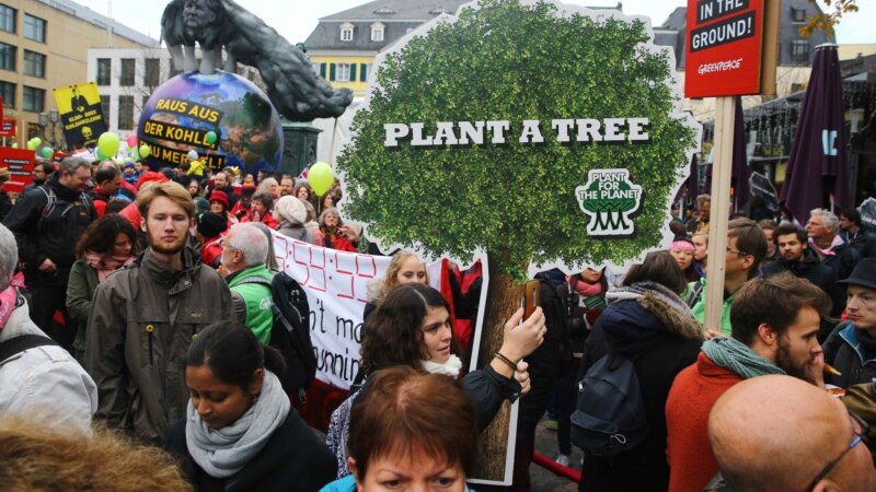 Brisel: Masovni protest za snažniju borbi protiv klimatskih promena