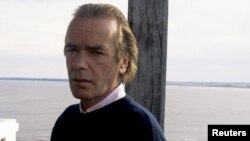 Martin Amis