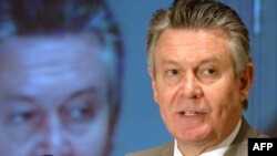 Karel De Gucht