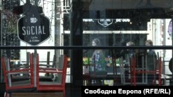 Отстъпки в наемите, неплащане на тротоарно право и отлагане на такса "Смет", са част от мерките в подкрепа на бизнеса в София