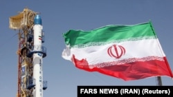 راکت ماهواره‌بر ایرانی بنام "سفیر" که در مرکز فضایی امام خمینی منفجر شد.