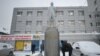 В Новосибирске в цвета флага Украины раскрасили военную технику 