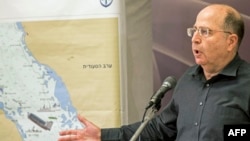 موشه یعلون، وزیر دفاع اسرائیل.