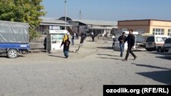 Оптовый рынок «Жахон бозори» в городе Андижане.