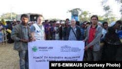 Pomoć Međunarodnog foruma solidarnosti Emmaus, Bangladeš