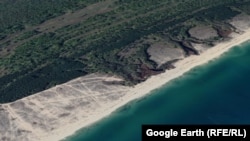 Част от плажа и горите в местността "Камчийски пясъци"