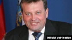 Ivan Mironov in a photograph taken during his time working in the office of the governor of the Samara region.