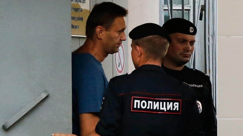 Навални оди во затвор, оневозможени антивладините протести во Русија