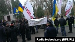 Пікет під Сарненським районним судом