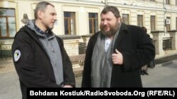 Зліва направо: керівник 24-ої антарктичної експедиції Ігор Дикий і керівник Національного антарктичного наукового центру Євген Дикий