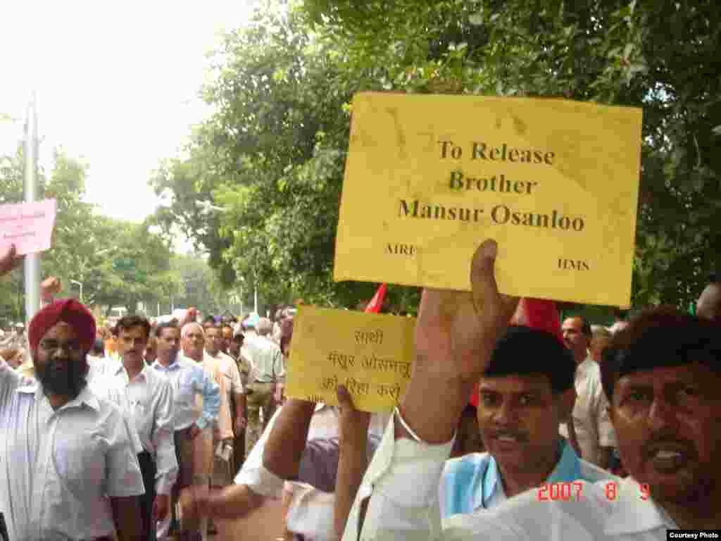 فعالان کارگری هندی و تظاهرات در این کشور برای آزادی اسانلو و صالحی