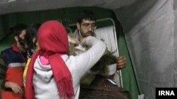 مجروحان حادثه تیراندازی به مسافران ایرانی در یکی از درمانگاه های استان وان ترکیه.