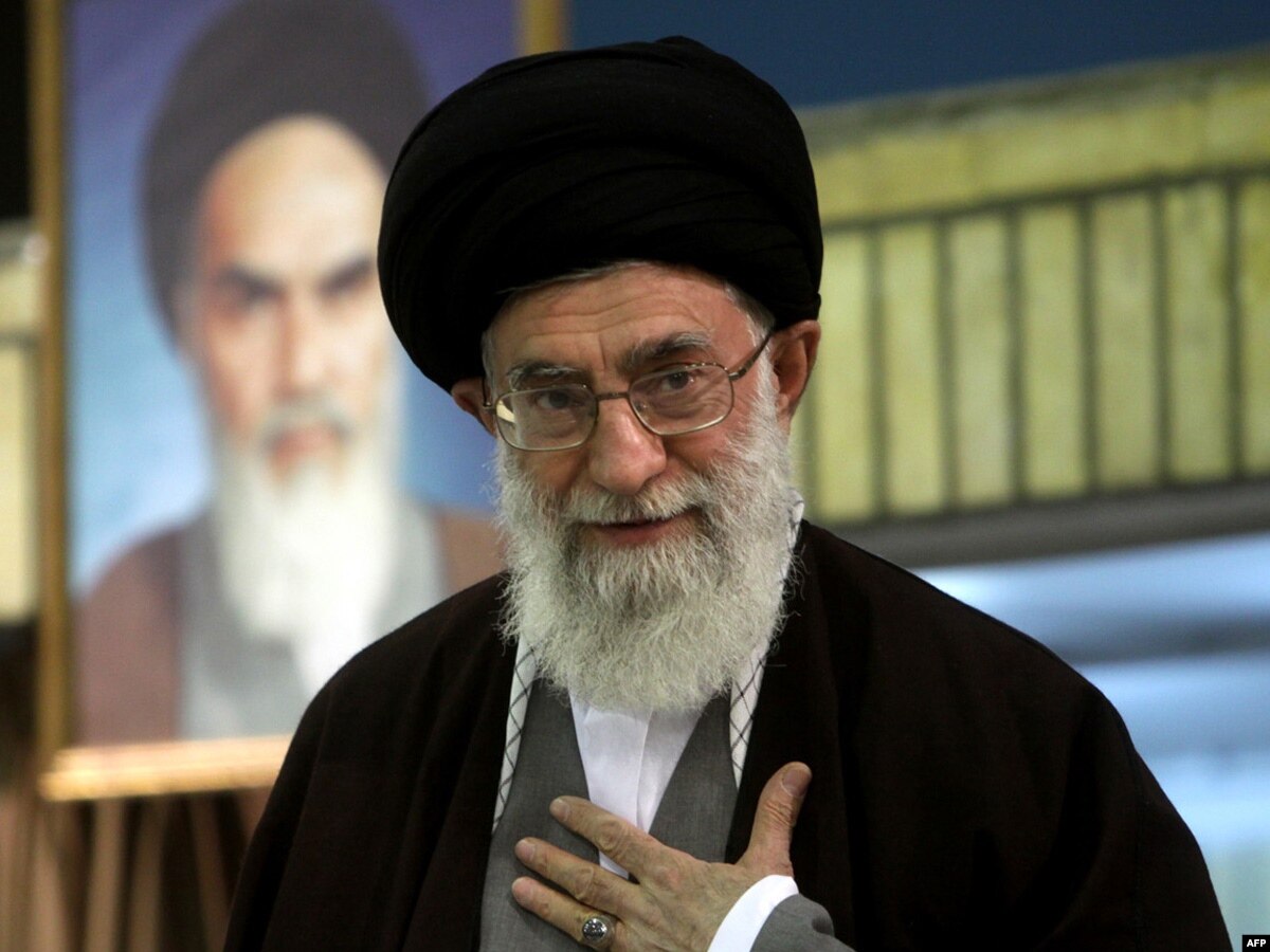 Iran Makes Arrests Over Torn Khomeini Picture