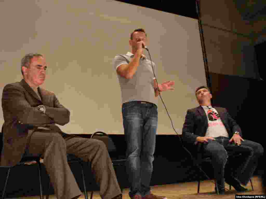 Дебаты &quot;О гражданском выборе 4 декабря&quot;. Гарри Каспаров, Алексей Навальный, Борис Немцов 